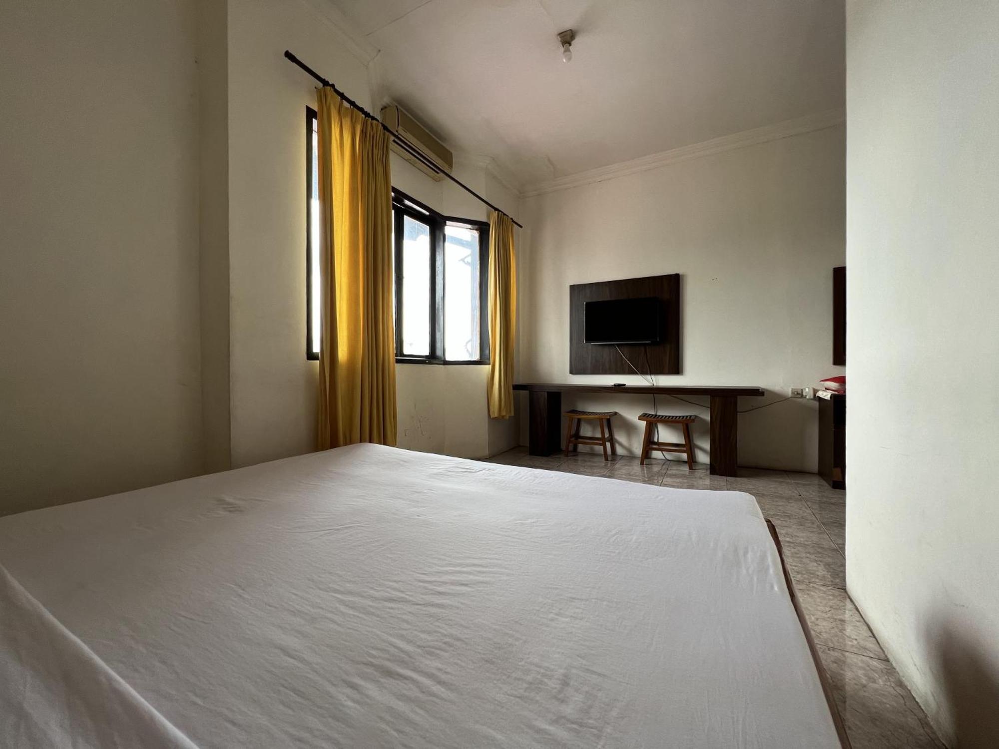 Oyo 92098 Kost Orange Syariah Hotel Makassar Kültér fotó