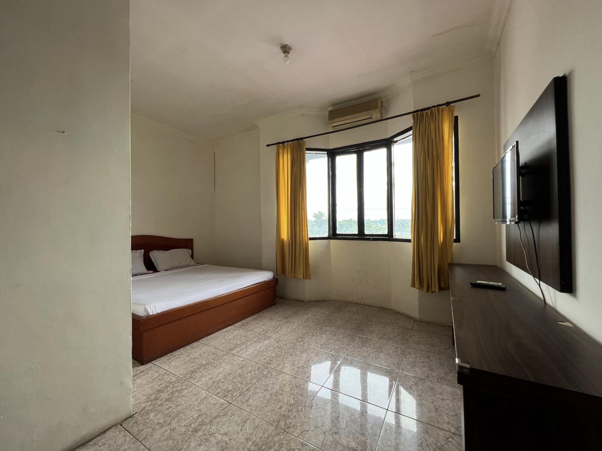 Oyo 92098 Kost Orange Syariah Hotel Makassar Kültér fotó